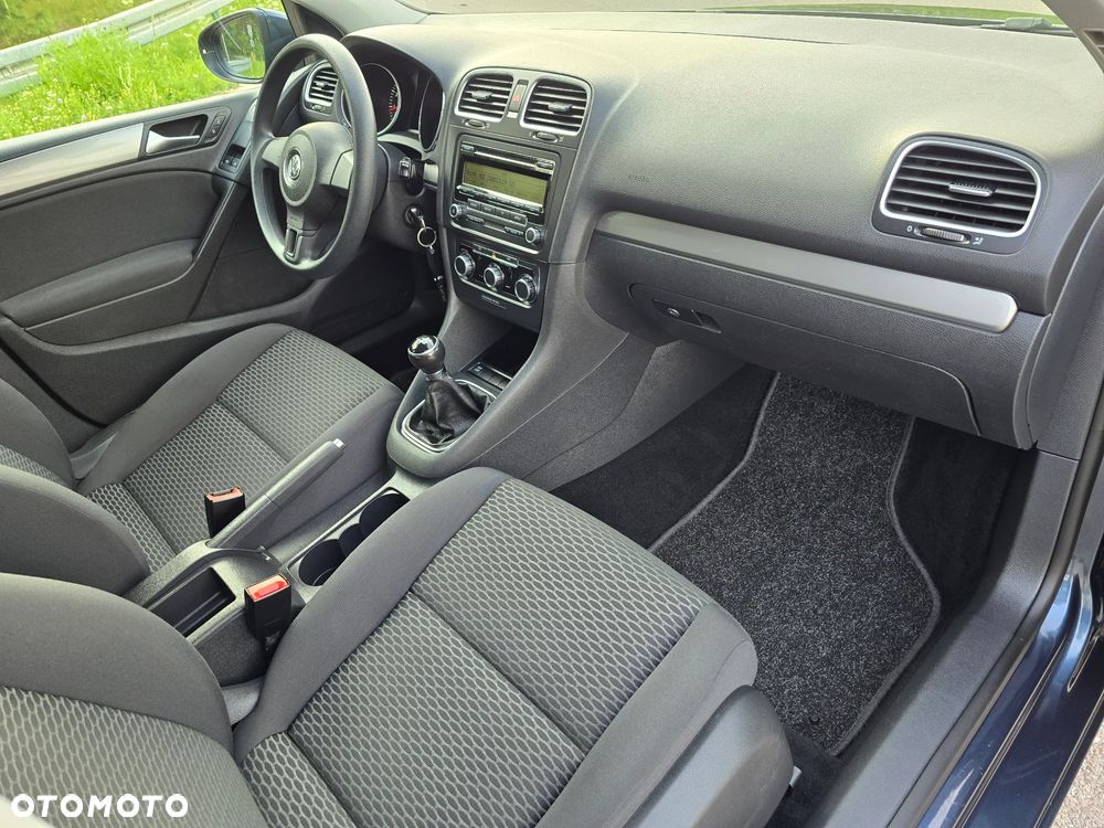 Volkswagen Golf 1.4 Style - 36