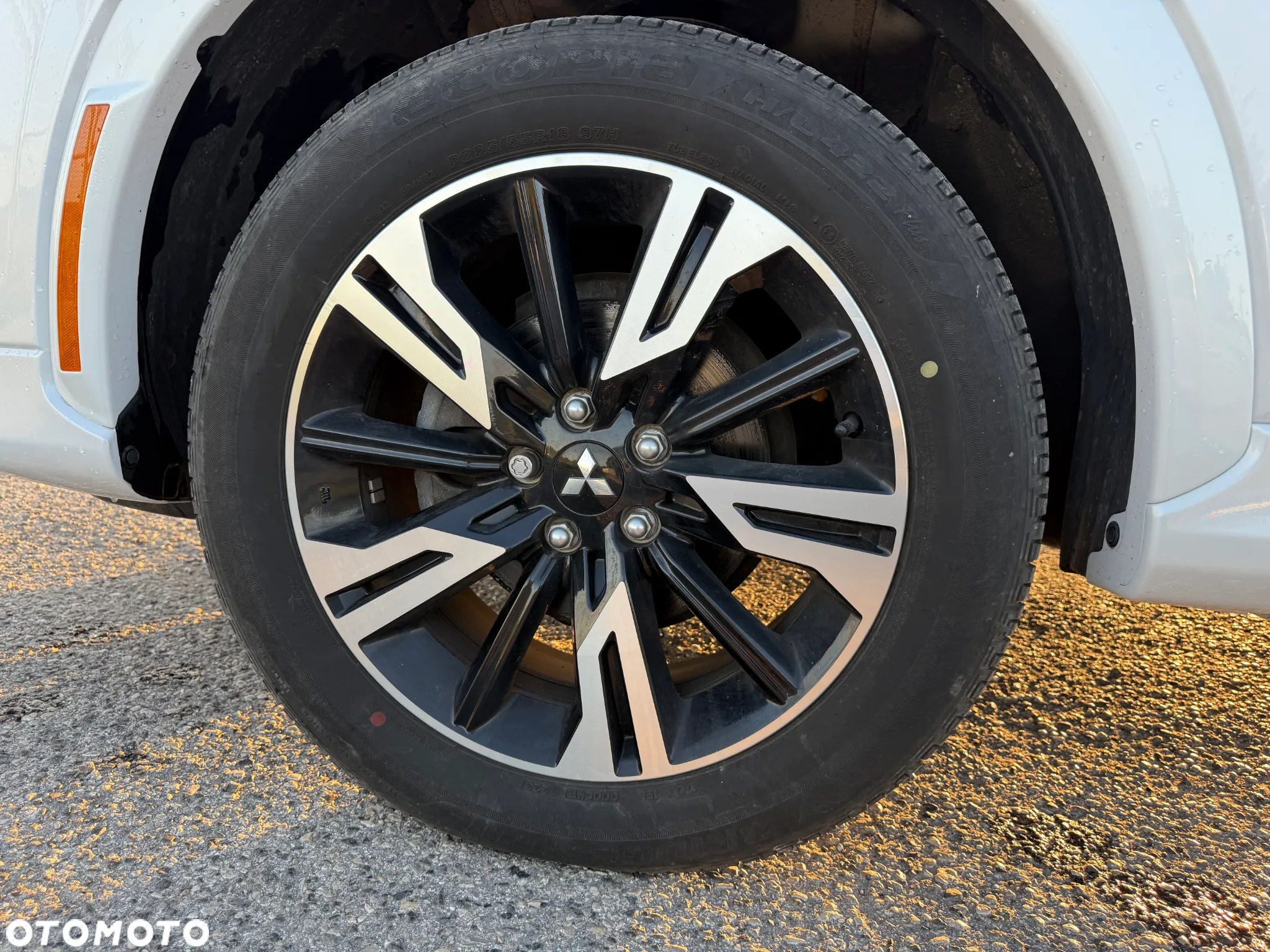 Mitsubishi Eclipse Cross - 14