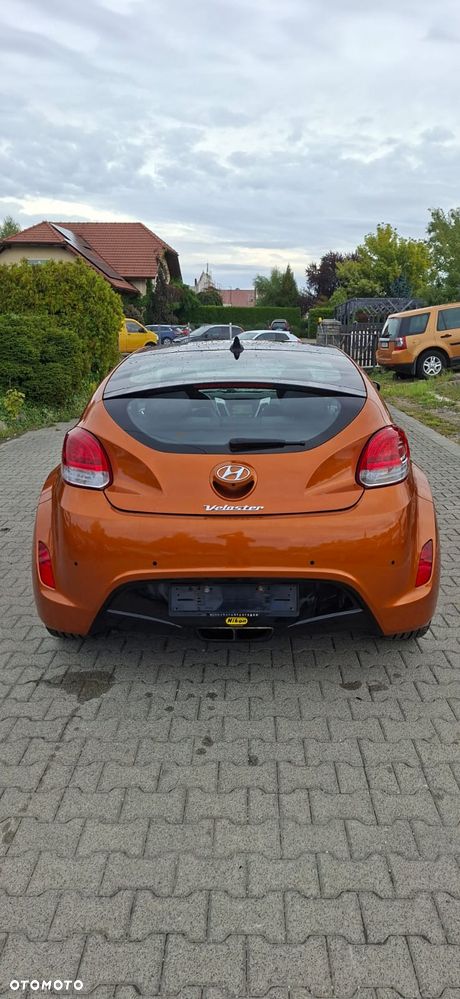 Hyundai Veloster 1.6 DCT Premium - 8