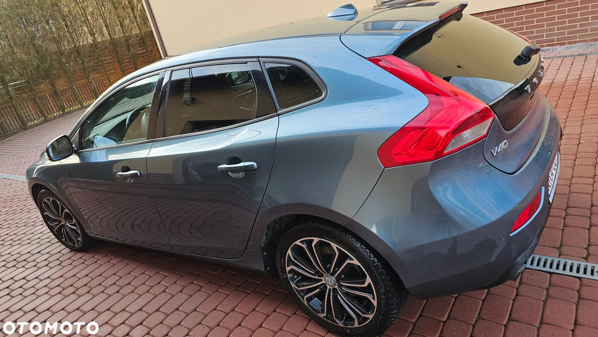 Volvo V40 T3 Momentum - 28