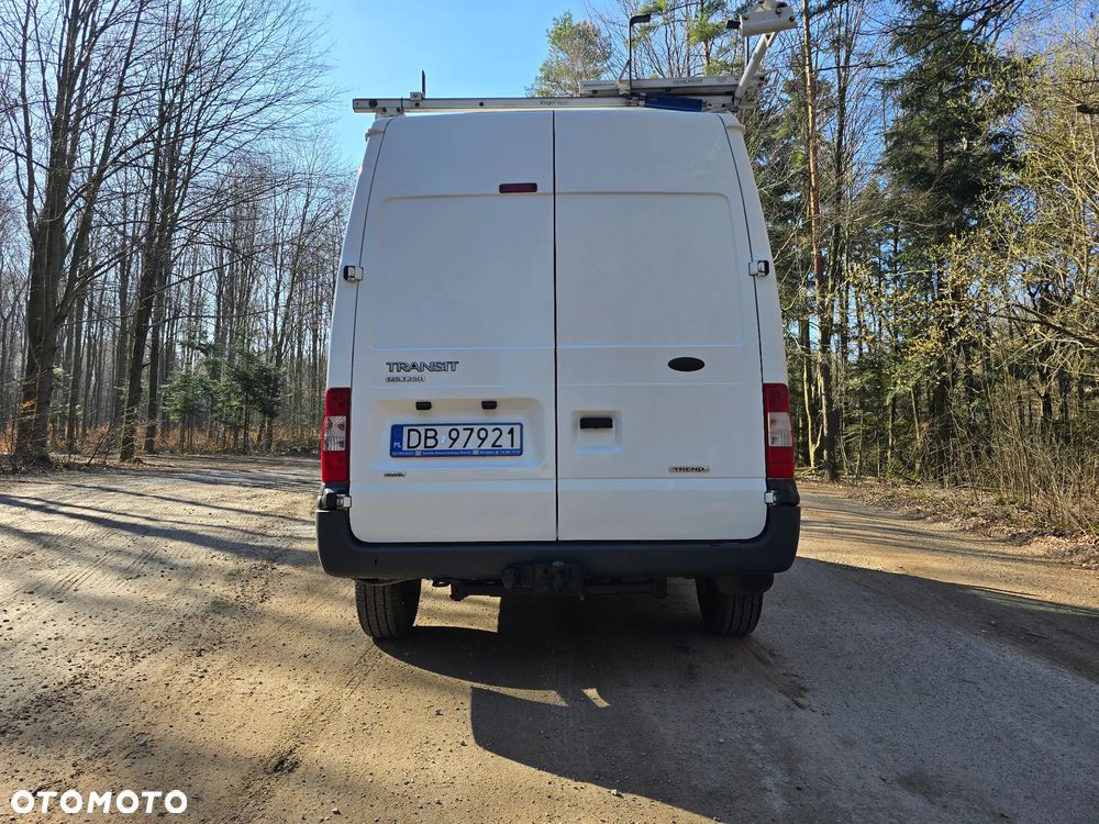 Ford Transit - 25