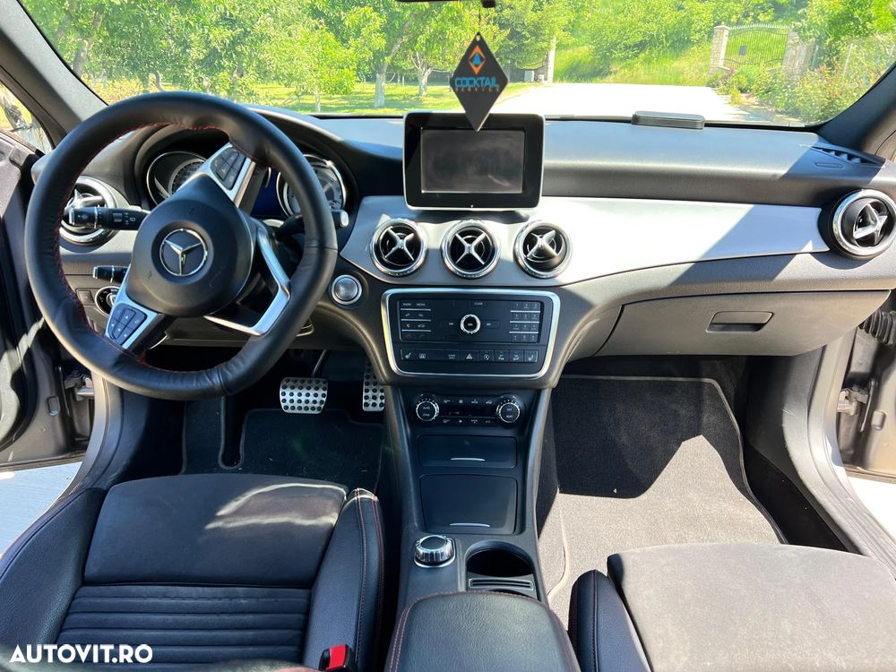 Mercedes-Benz GLA 200 d 4MATIC Aut. - 16