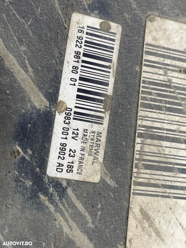 Rezervor adblue 09830019902 ad Toyota ProAce 1 [2013 - 2016] 1.6 d4-d - 3