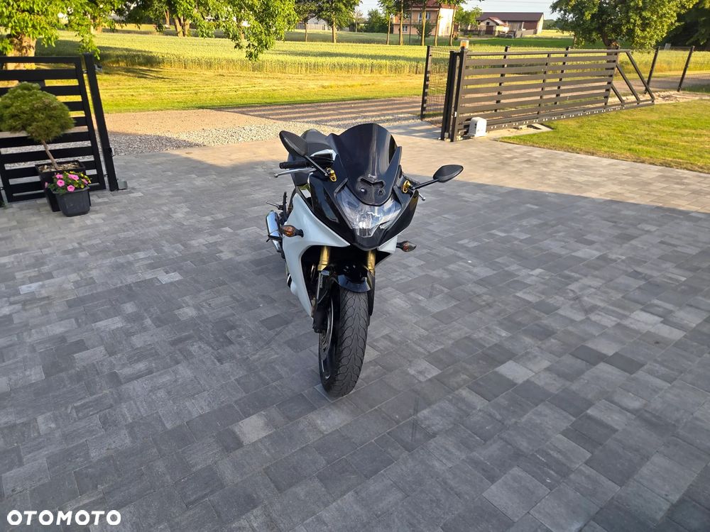 Honda CBR - 2