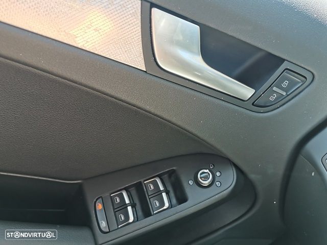 Audi A4 Avant 2.0 TDI Multitronic - 19