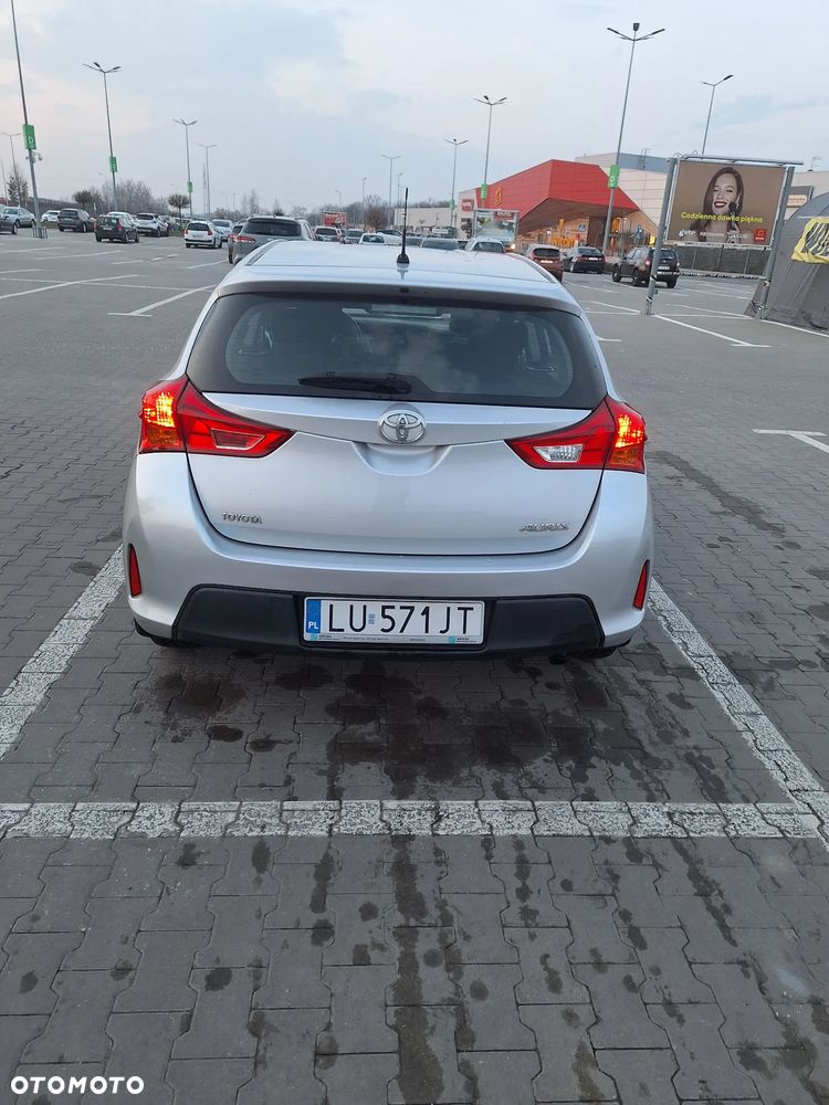 Toyota Auris 1.6 Dynamic - 4