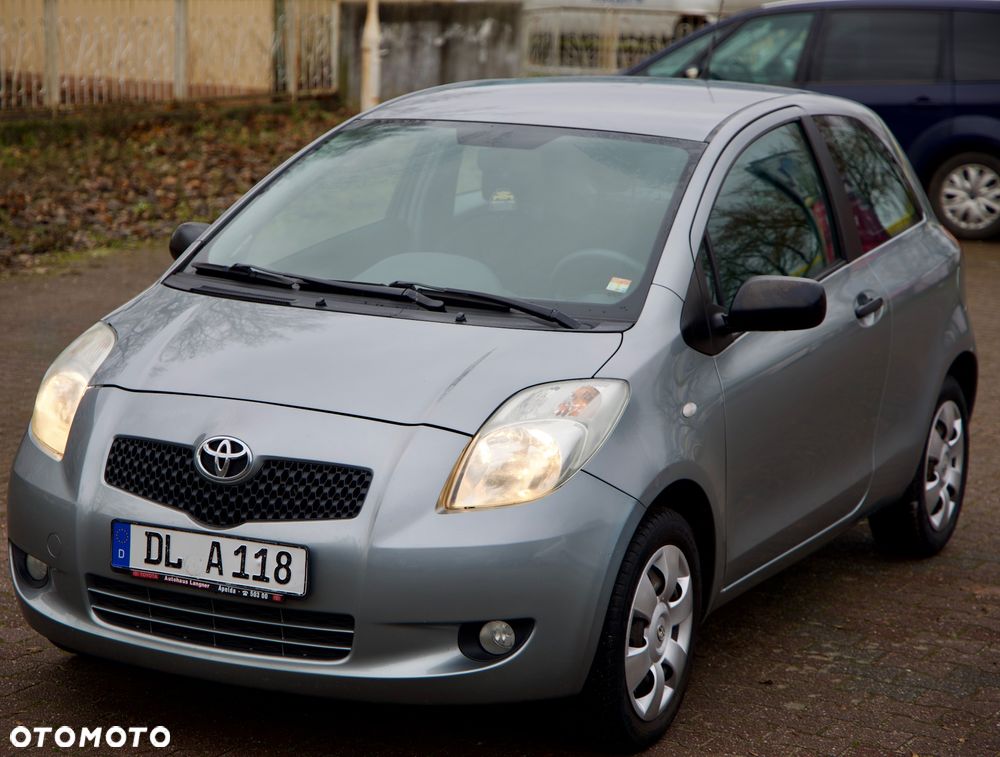 Toyota Yaris 1.0 VVT-i Cool - 12