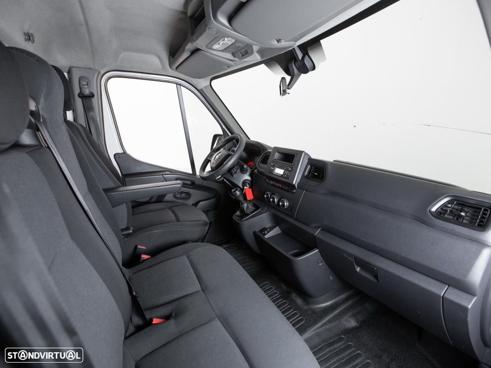 Renault Master L3 3.5T (EURO VI) C/ PLATAFORMA ELEVATORIA C/IVA - 9
