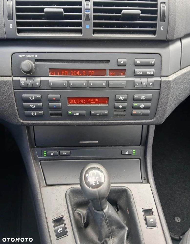 BMW Seria 3 318i - 9