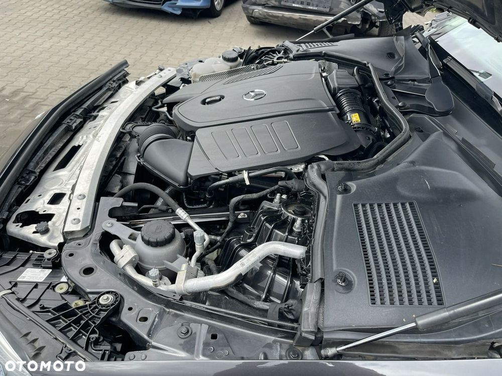 Mercedes-Benz Klasa C 200 4Matic 9G-TRONIC Avantgarde - 16