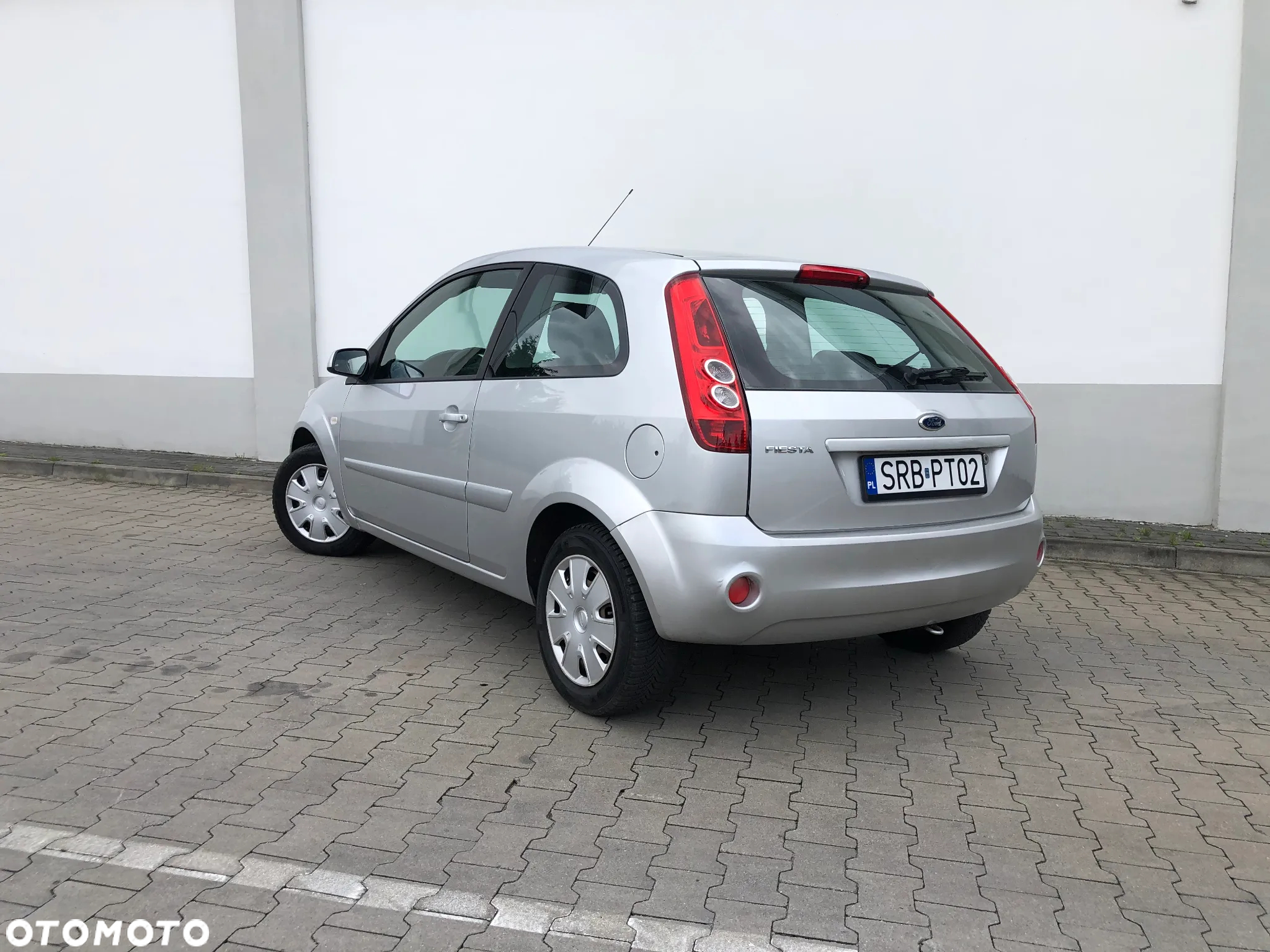 Ford Fiesta - 12