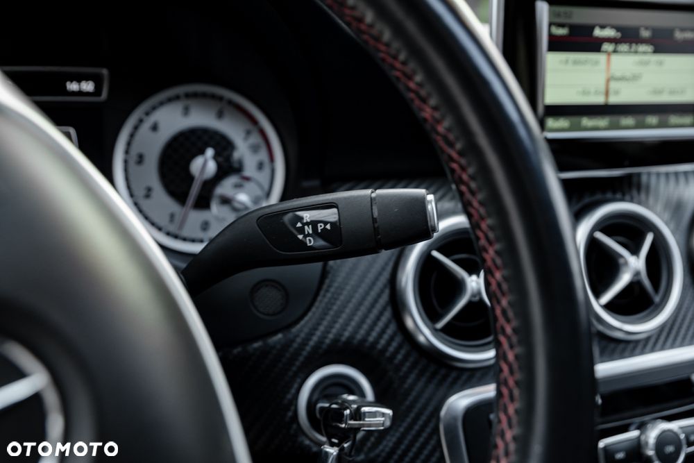 Mercedes-Benz Klasa A 250 4Matic 7G-DCT AMG Line - 31