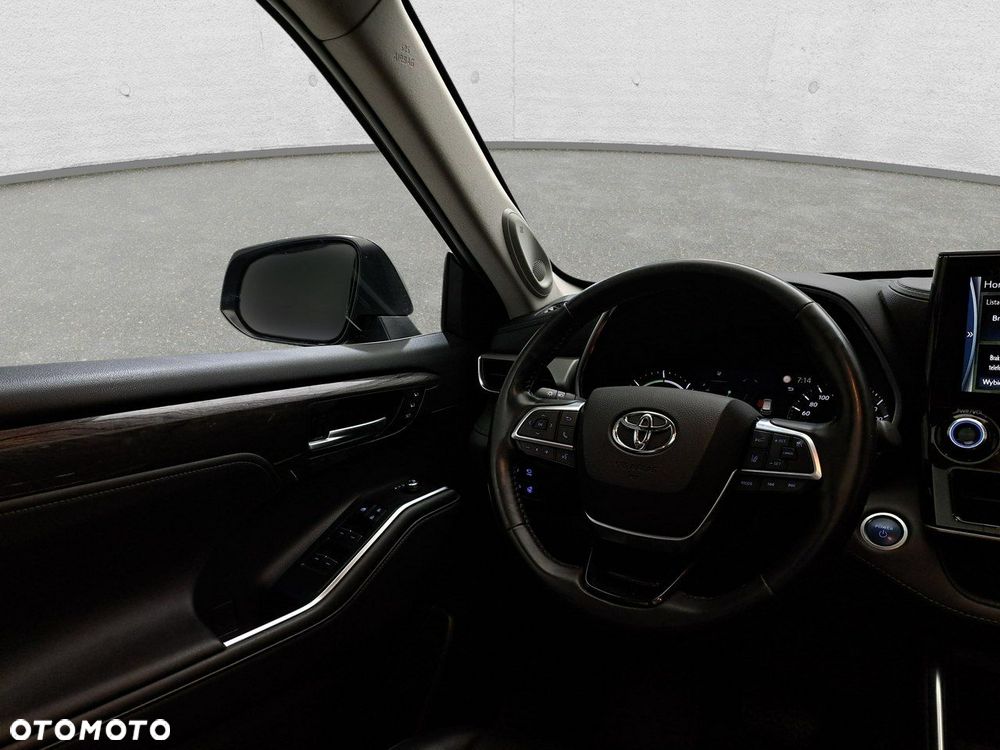 Toyota Highlander - 10