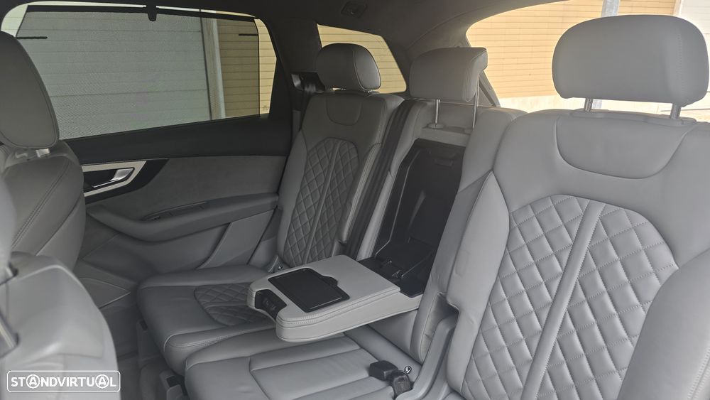 Audi SQ7 - 21