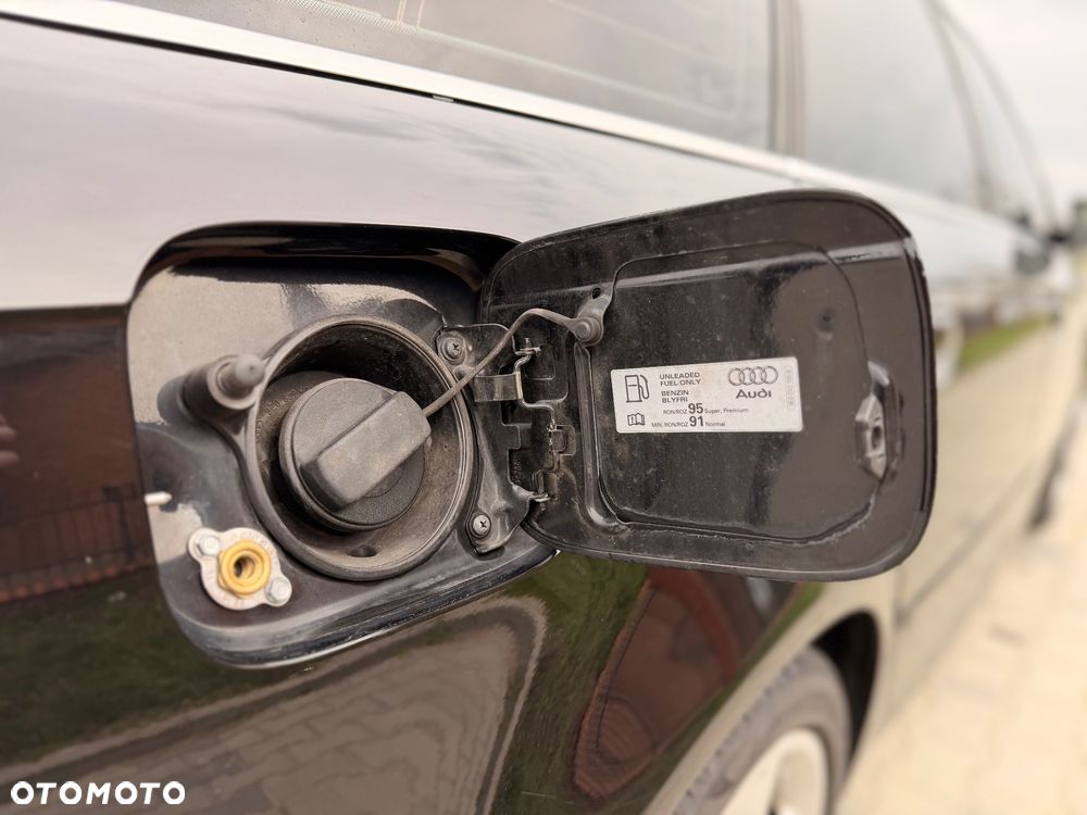 Audi A4 Avant 1.8T - 33