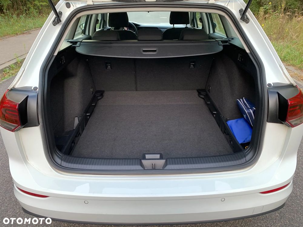 Volkswagen Golf - 25