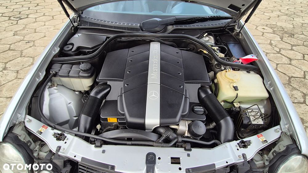 Mercedes-Benz CLK 430 - 36