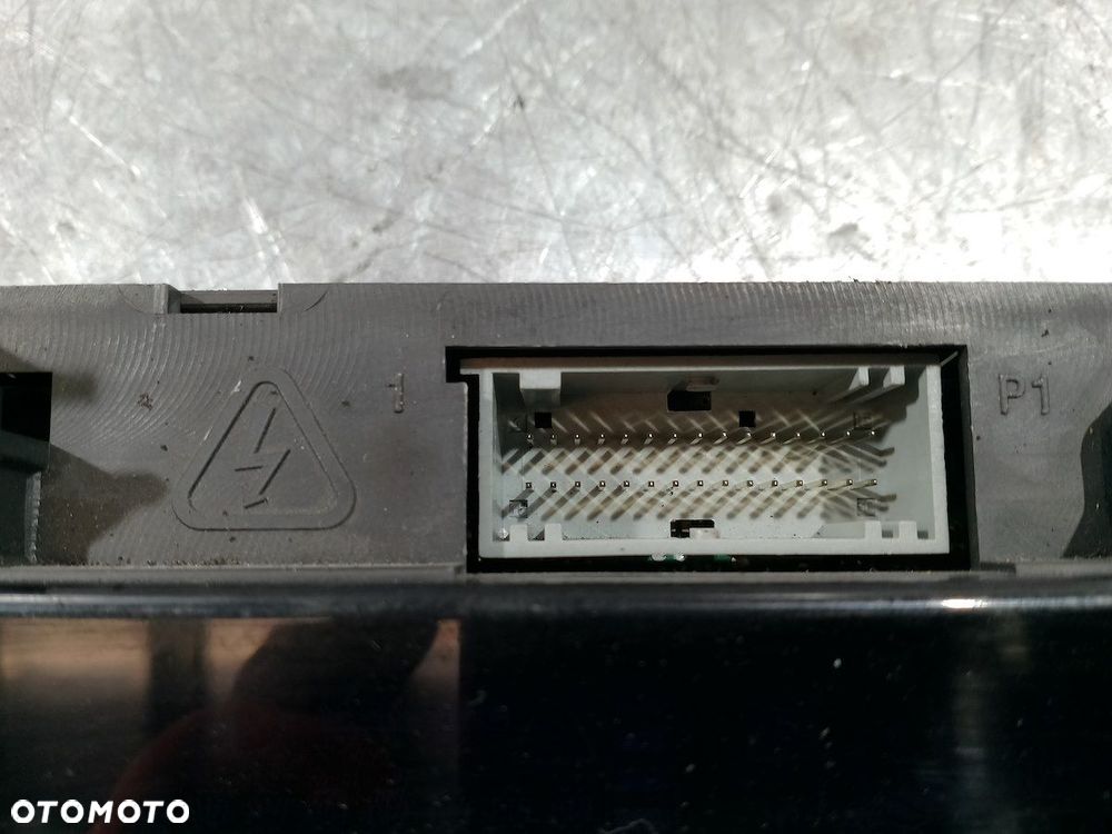 LICZNIK RENAULT SCENIC II (03-09) 2.0DCI P8200704463A 21669394-9 21669396-0 - 7