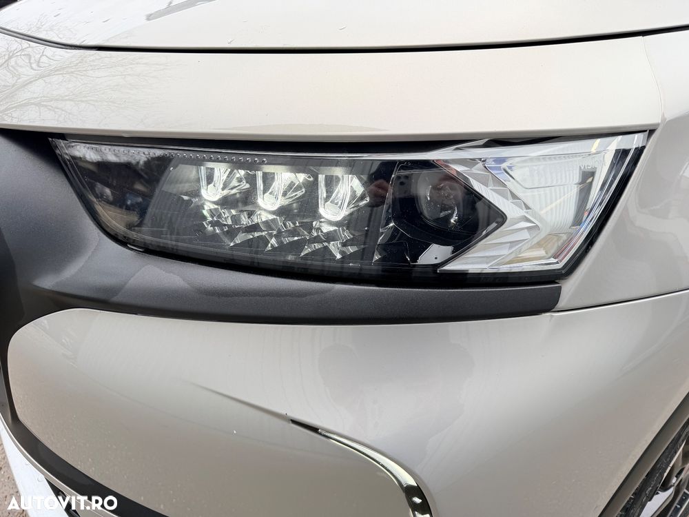 DS Automobiles DS 7 Crossback 1.6 PHeV AWD 300 EAT8 PERFORMANCE LINE + - 24