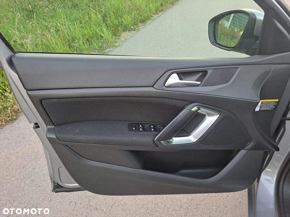 Peugeot 308 - 10