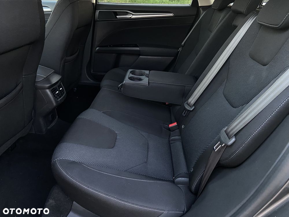 Ford Mondeo 2.0 TDCi STart-Stopp Titanium - 18
