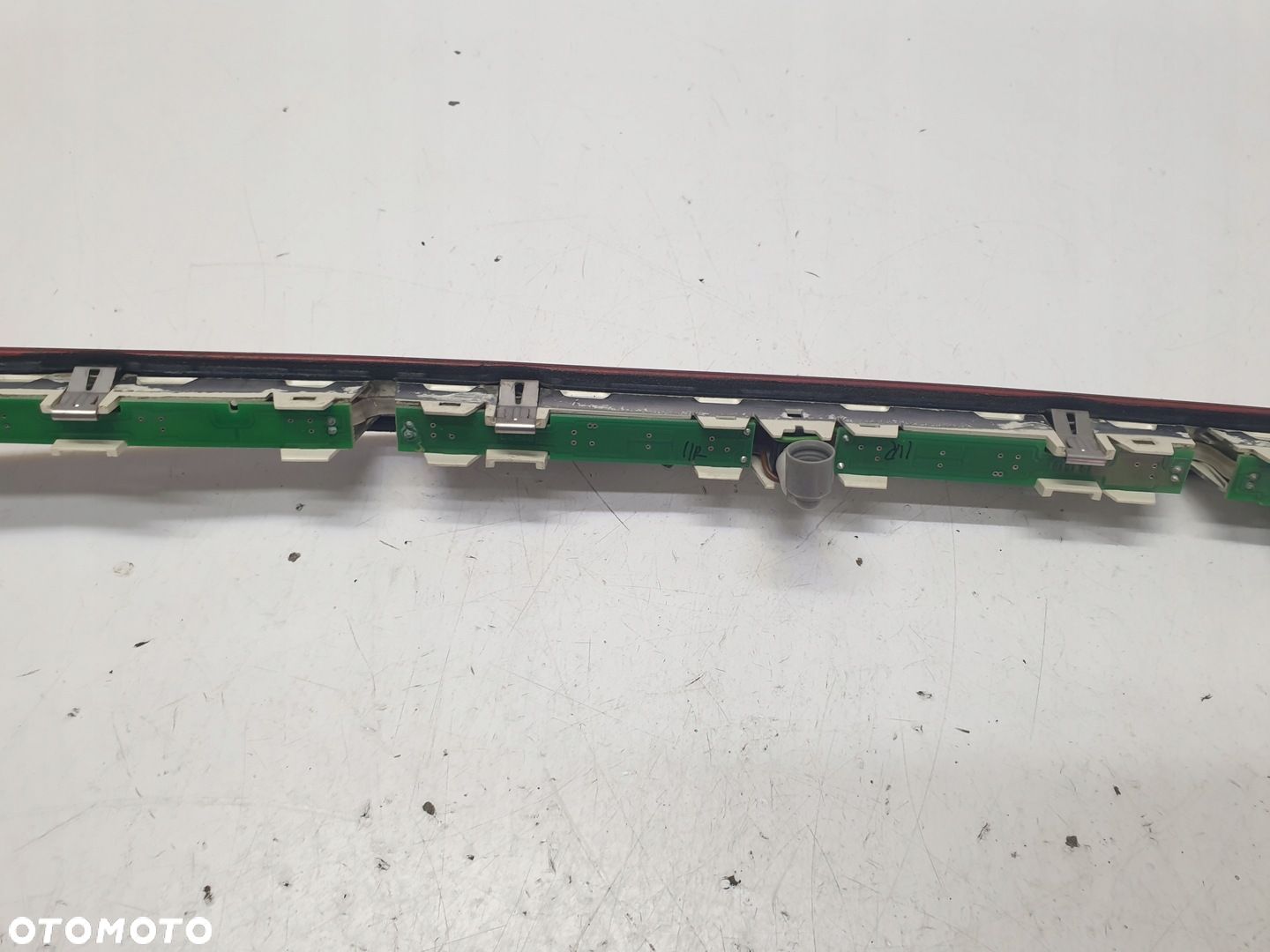 TRZECIE ŚWIATŁO STOPU MERCEDES W204 KOMBI A2048200956 - 6