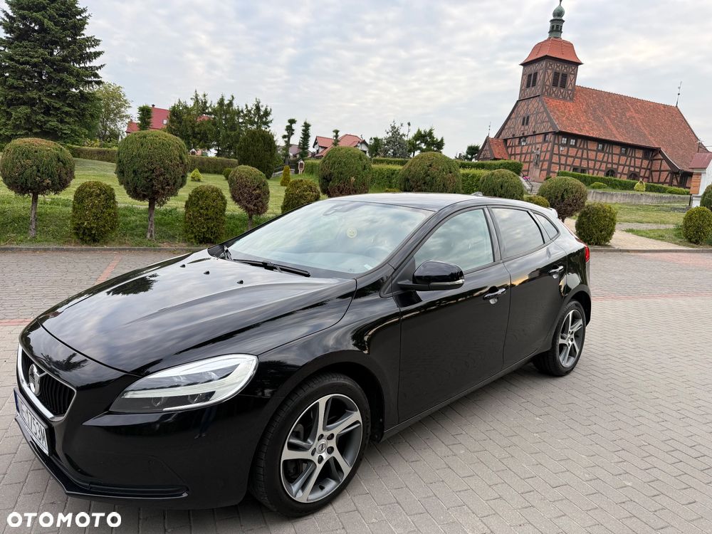 Volvo V40 D3 Momentum - 22