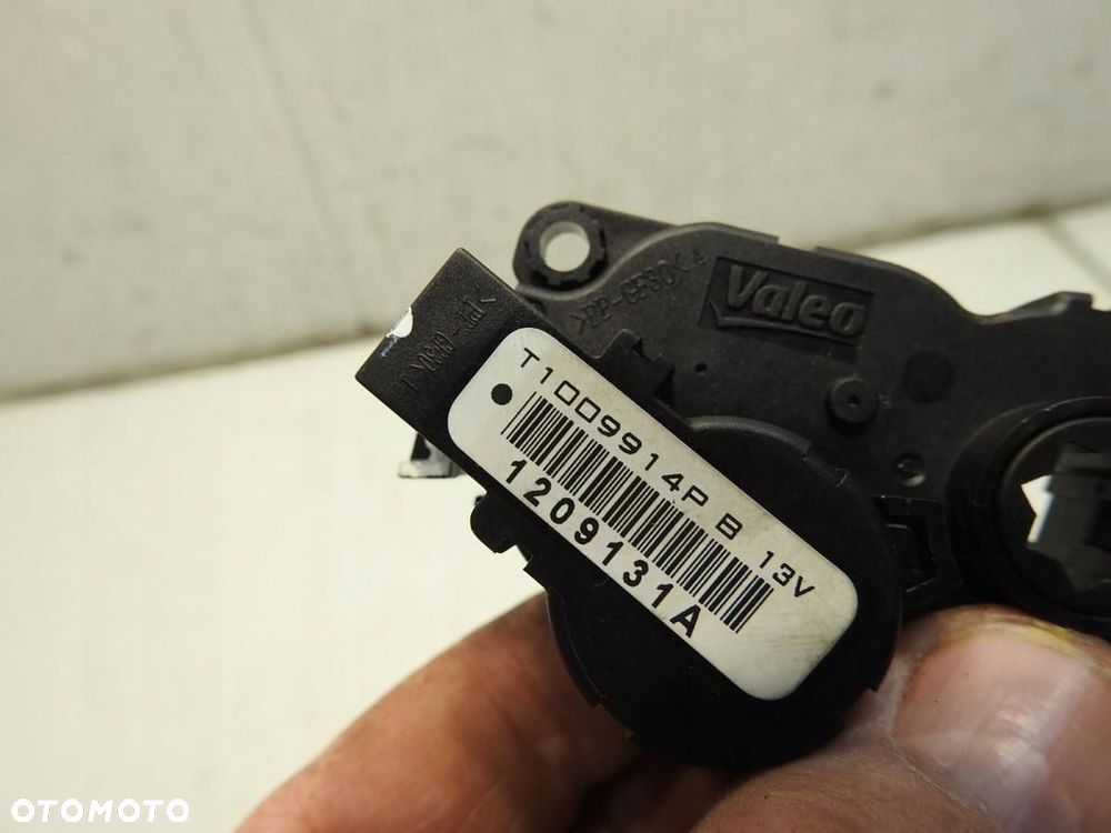 SILNICZEK NAGRZEWNICY RENAULT CLIO IV 1009914P - 5