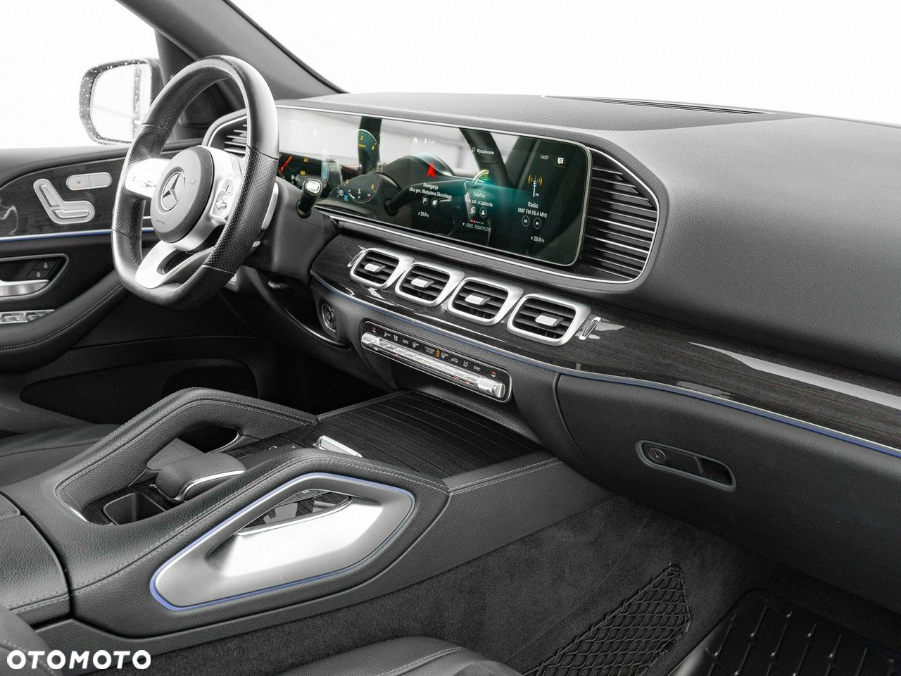 Mercedes-Benz GLE 300 d 4-Matic - 36