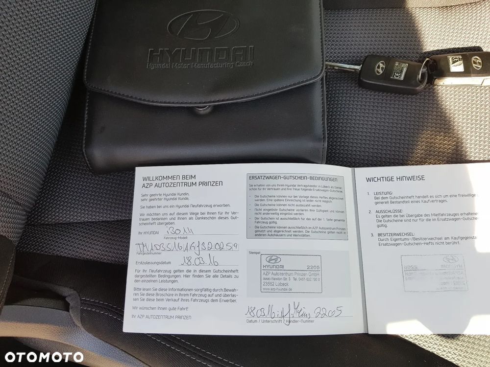 Hyundai i30 blue 1.4 YES Silver - 30