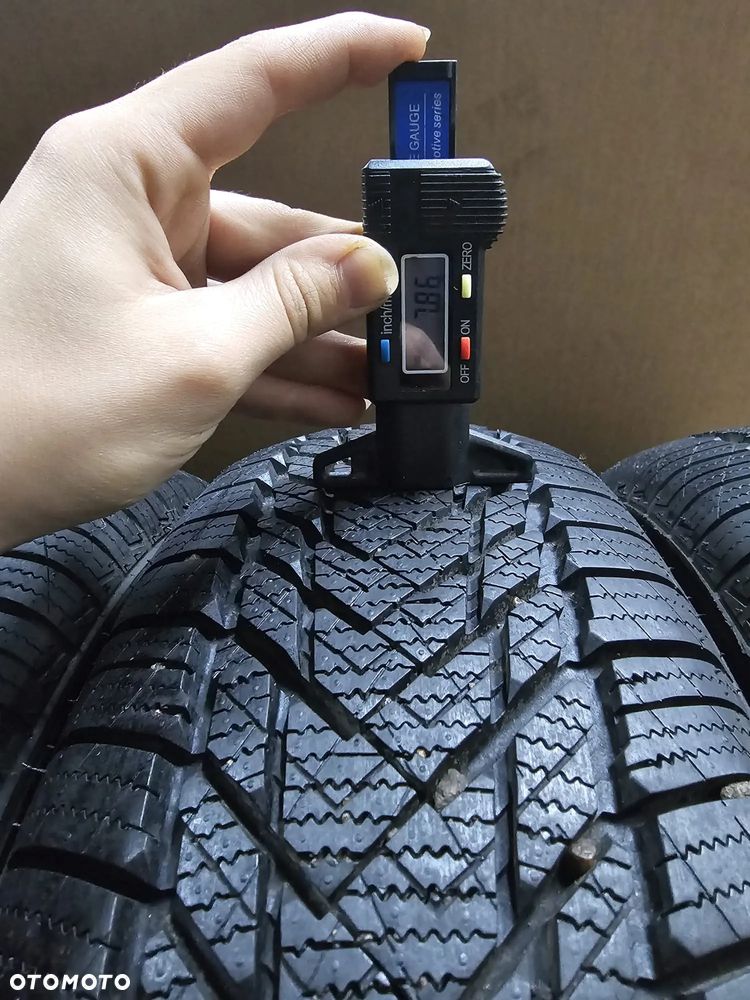 (O182) 175/65R14 82T 7,5mm 24r / Royalblack Royalwinter HP - 6