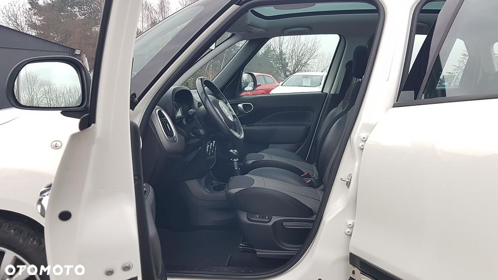 Fiat 500L 1.4 T-Jet Lounge - 30