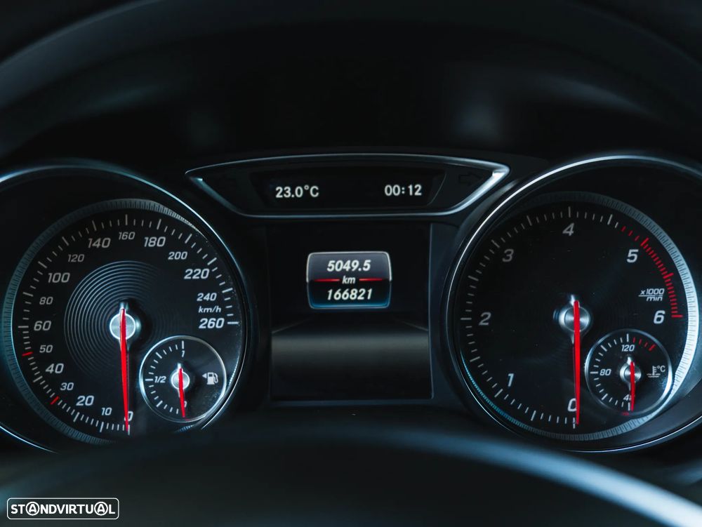 Mercedes-Benz CLA 180 d Shooting Brake Progressive - 13
