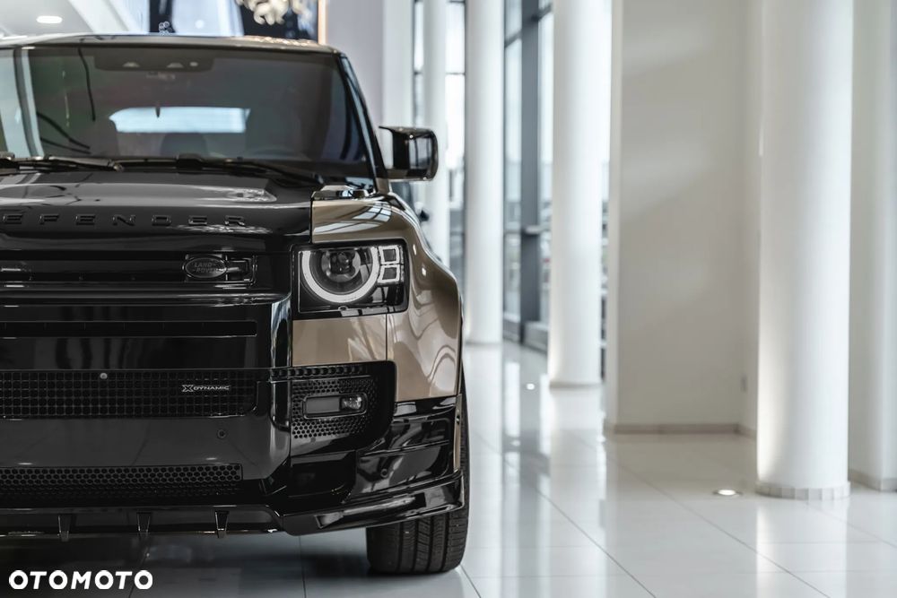 Land Rover Defender 3.0 D200 mHEV X-Dynamic HSE - 20