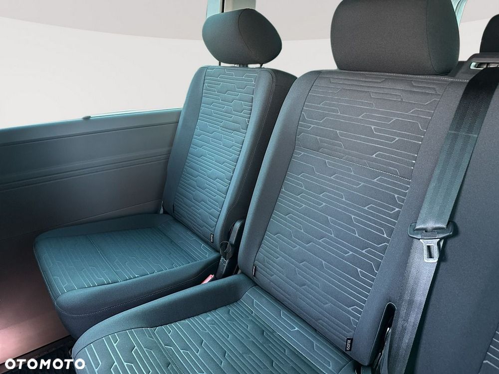 Volkswagen Caravelle - 28