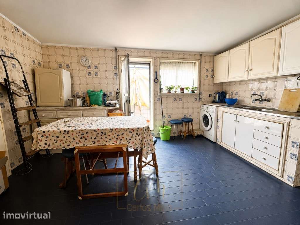 T2 de 110 m² com Garagem Fechada, no Centro da Cidade e a 650m da P... - Grande imagem: 4/11