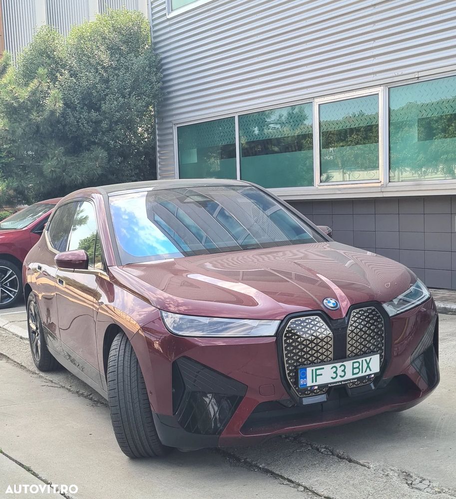 BMW iX - 2