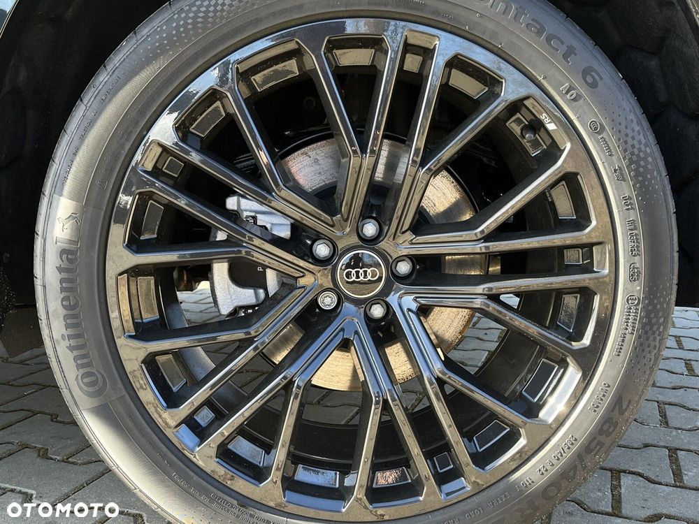 Audi Q8 - 9