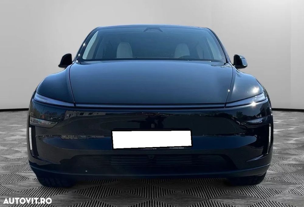 Tesla Model Y AWD Performance - 5