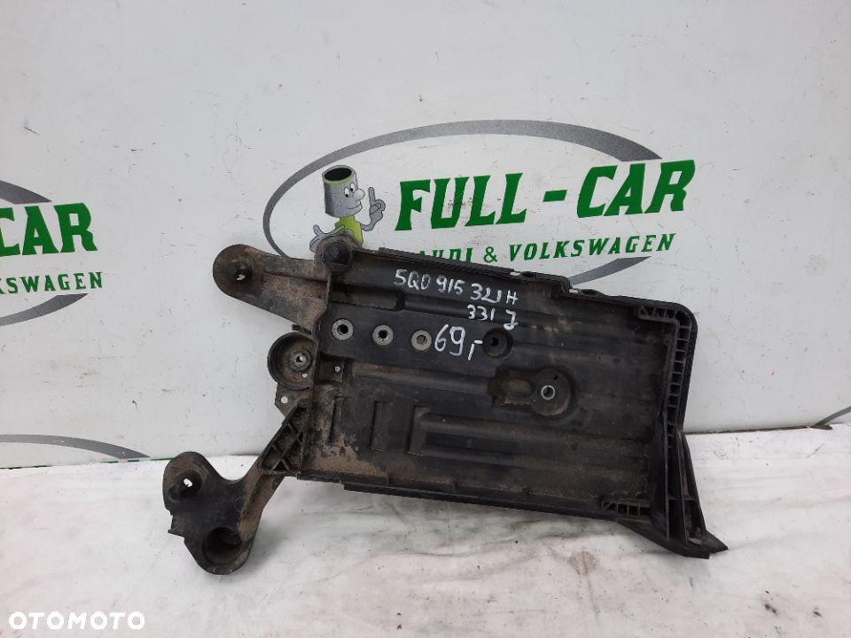 VW GOLF VII PODSTAWA AKUMULATORA 5Q0915321H  5Q0915331J