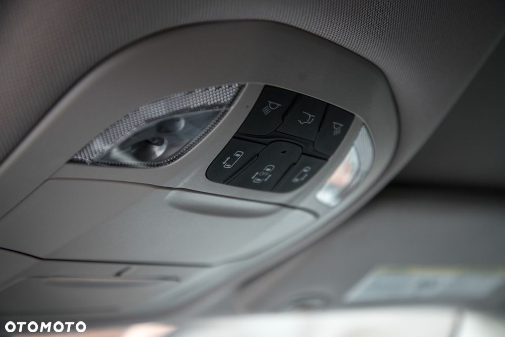 Chrysler Pacifica - 27