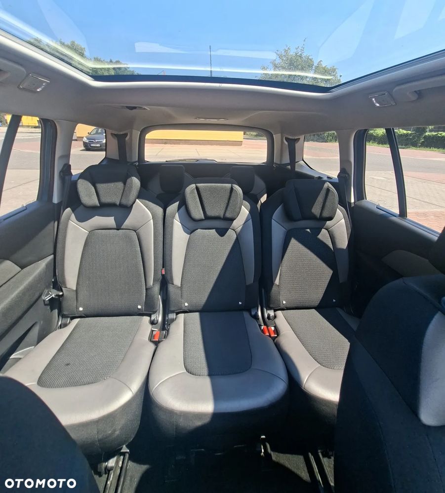 Citroën C4 Grand Picasso - 11