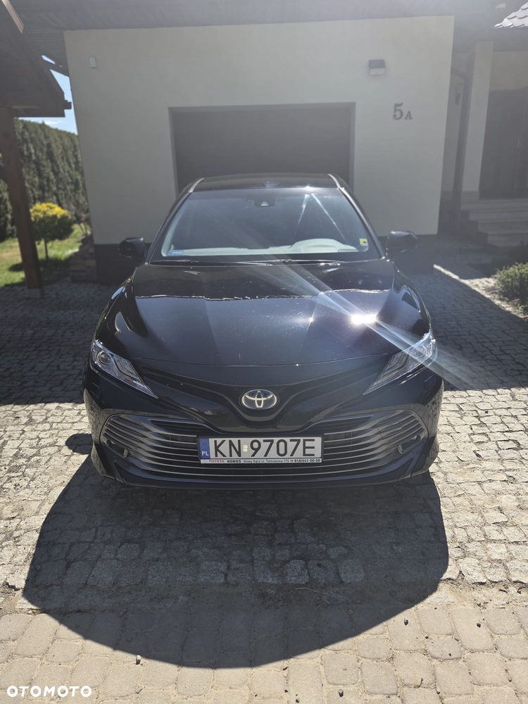 Toyota Camry 2.5 Hybrid Executive CVT - 1