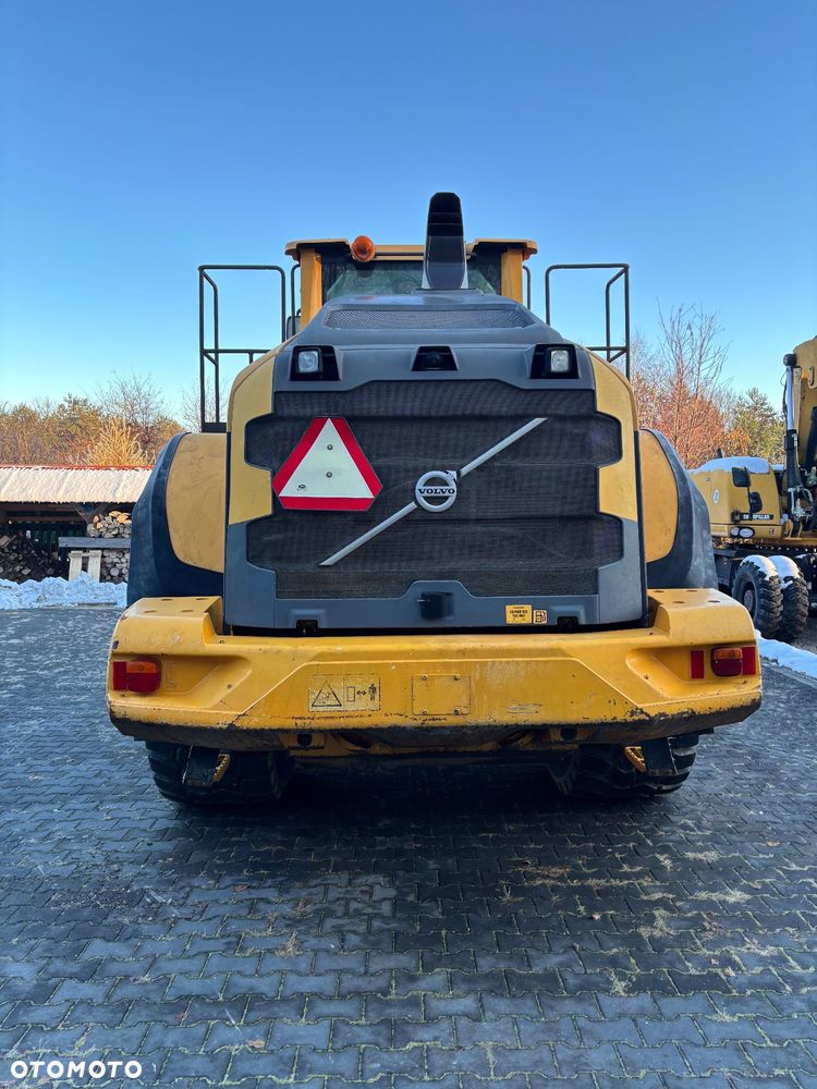 Volvo L150H rok 2016, 26ton, 4,2m3 opony 70%, bdb - 12