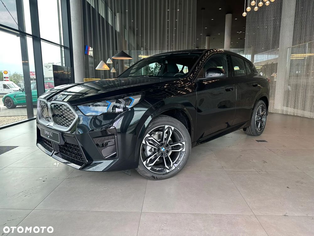 BMW iX2 eDrive20 66.5kWh M Sport Edition - 3
