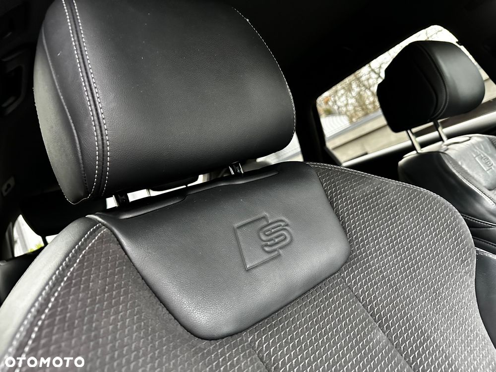 Audi A4 Avant 40 TDI quattro S tronic S line - 21