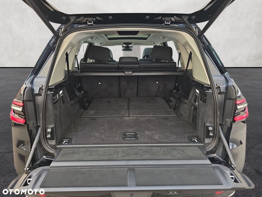 BMW X7 xDrive40d mHEV - 39