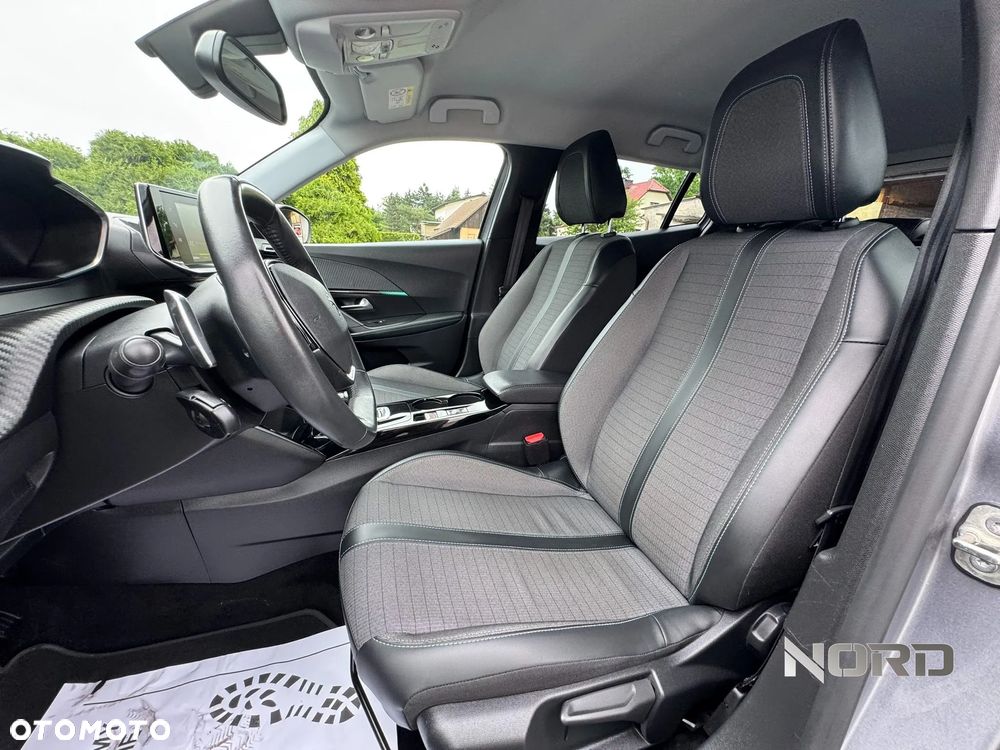 Peugeot 2008 PureTech 130 EAT8 Allure - 15