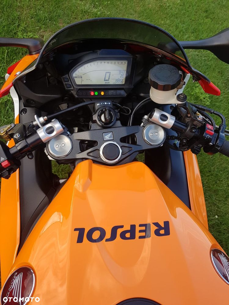 Honda CBR - 7