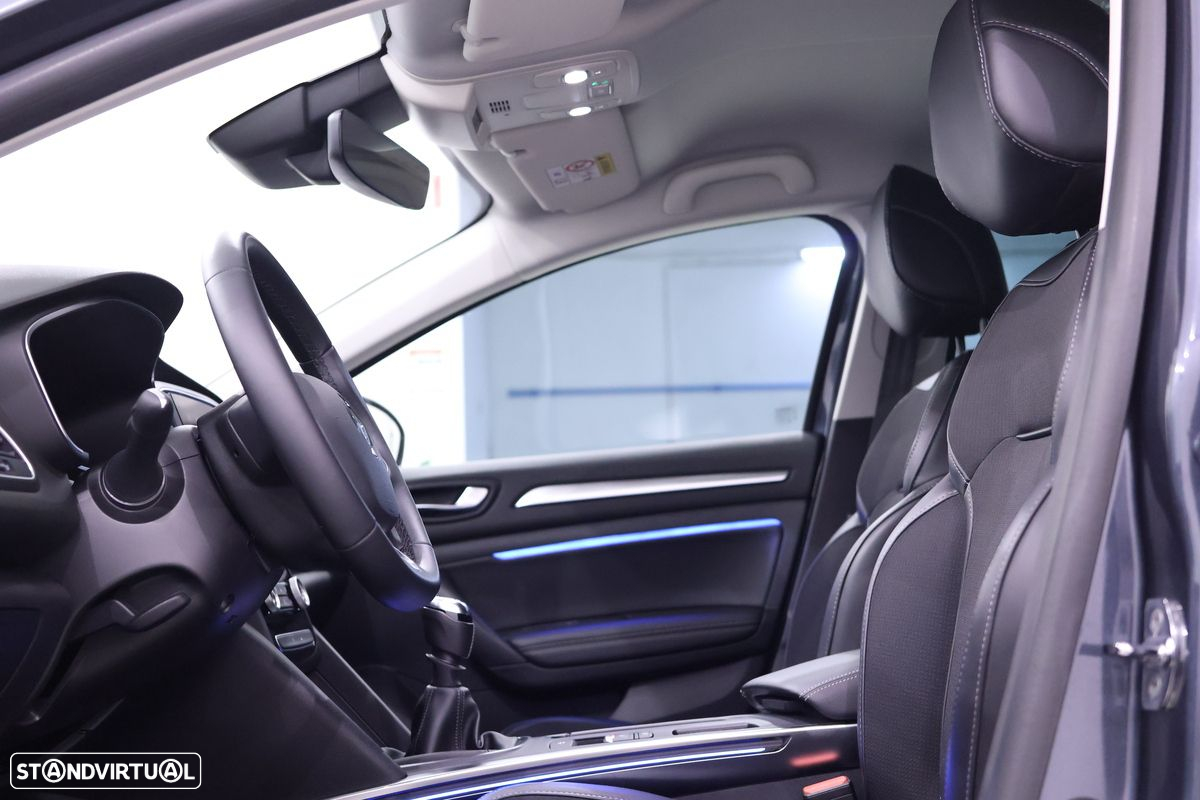Renault Mégane Sport Tourer 1.5 Blue dCi Techno - 28